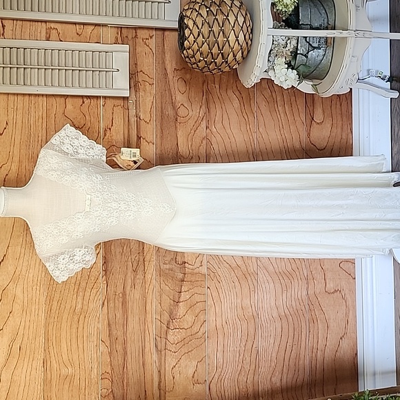 Vintage Val Mode Nightgown with tags - Picture 4 of 9